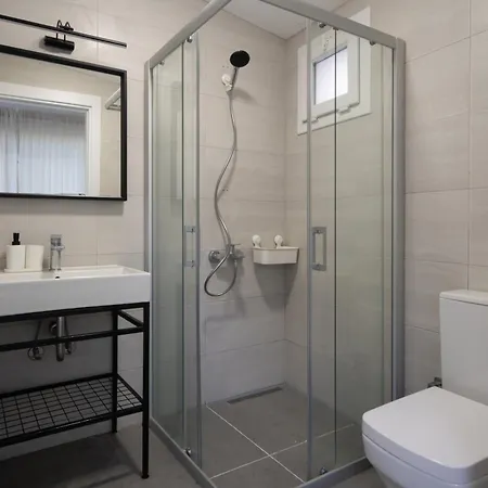 ヴィラ Miniq Homes 103 - Stone House With Garden Cinema, Barbecue, Mini Golf *