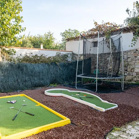 Miniq Homes 103 - Stone House With Garden Cinema, Barbecue, Mini Golf