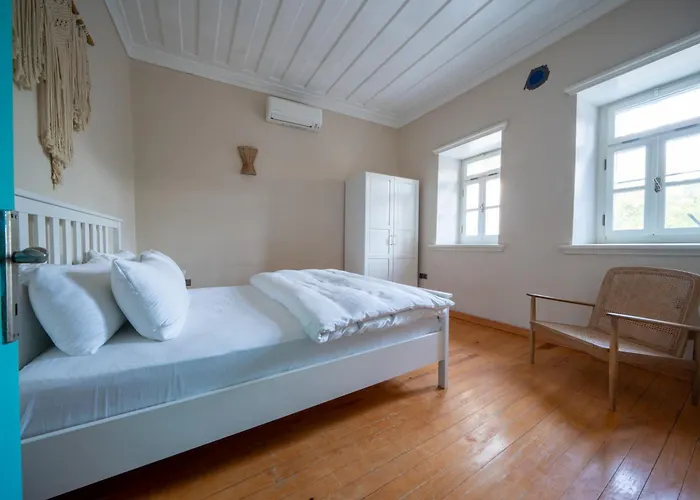 Miniq Homes 103 - Stone House With Garden Cinema, Barbecue, Mini Golf Villa *